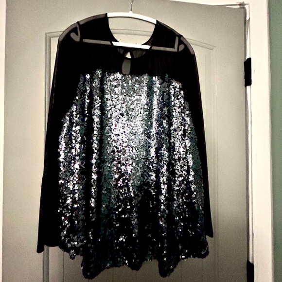 torrid Tops - Silver black sequin top